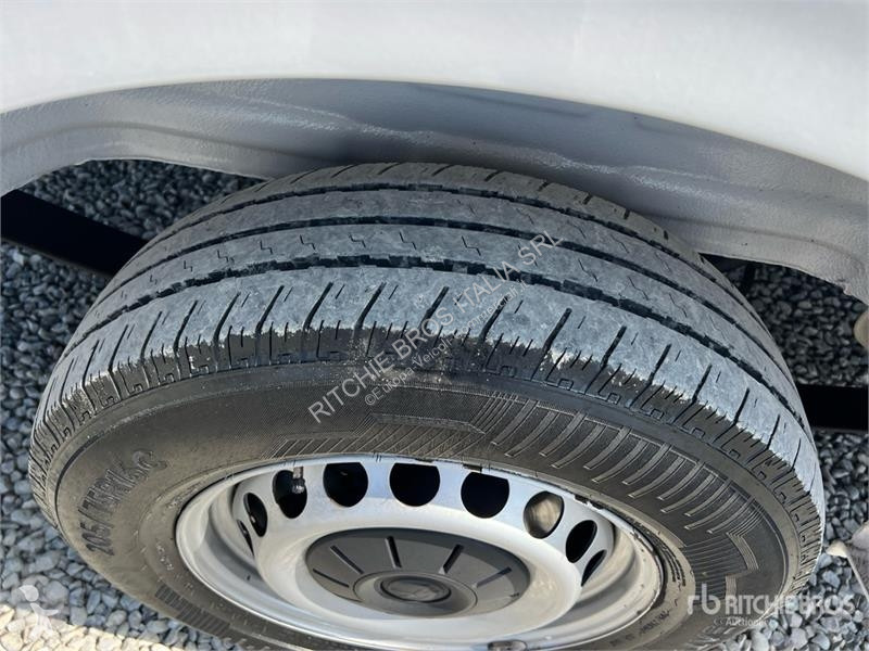 Veículo utilitário Volkswagen Cargo Van