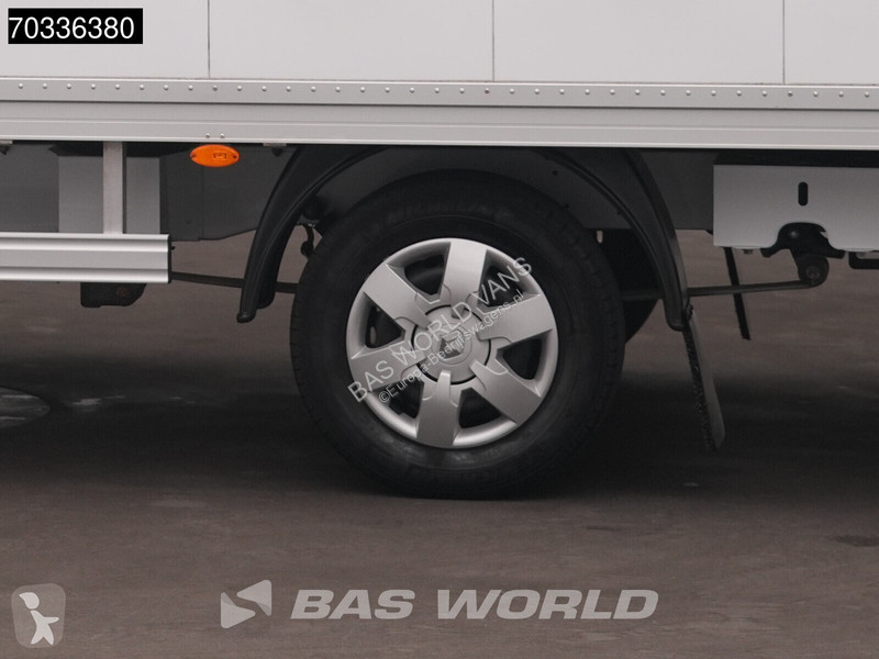Nyttofordon Renault Bakwagen Laadklep...