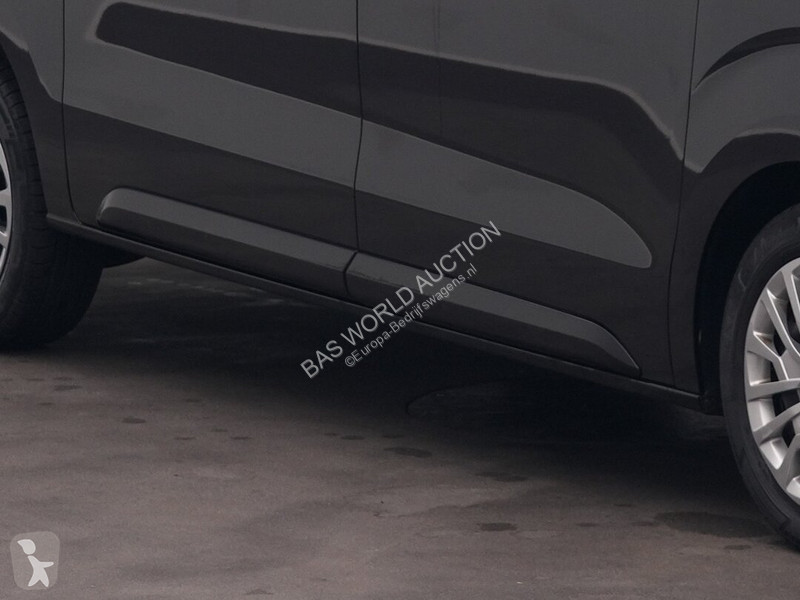 عربة نفعية Fiat 145pk