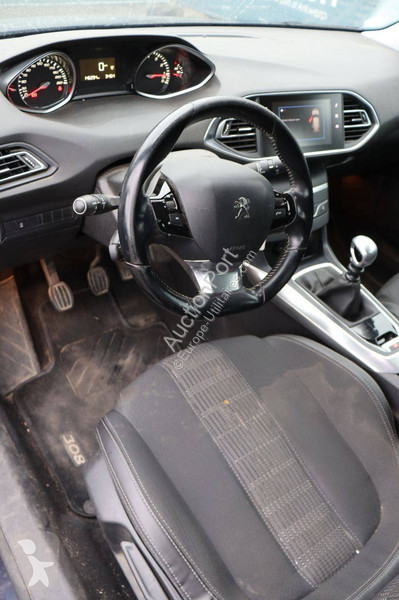 Коммерческий автомобиль Peugeot