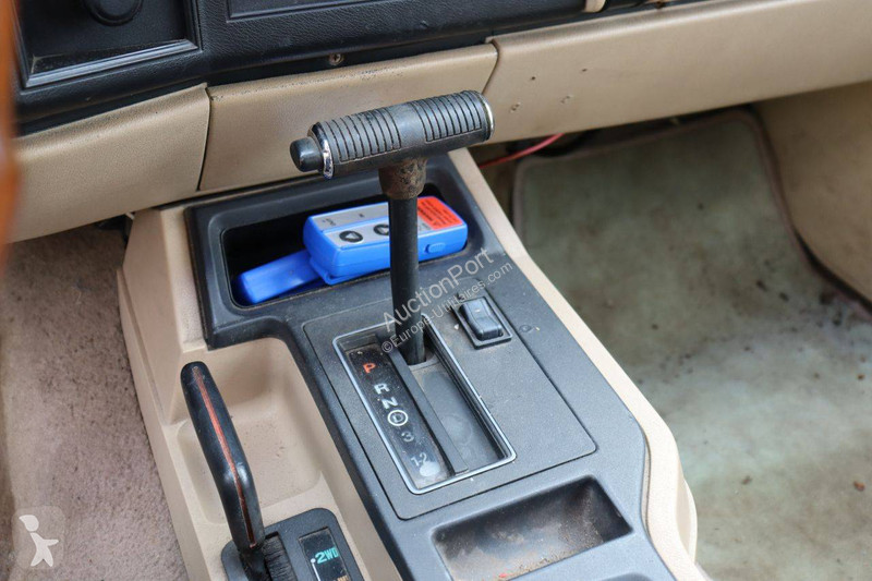 Véhicule utilitaire Jeep Limited