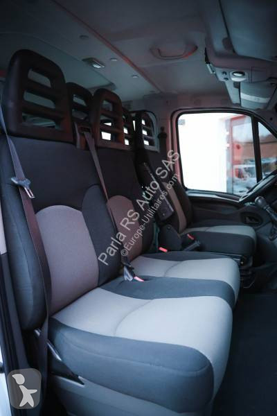 Véhicule utilitaire Iveco 70C17