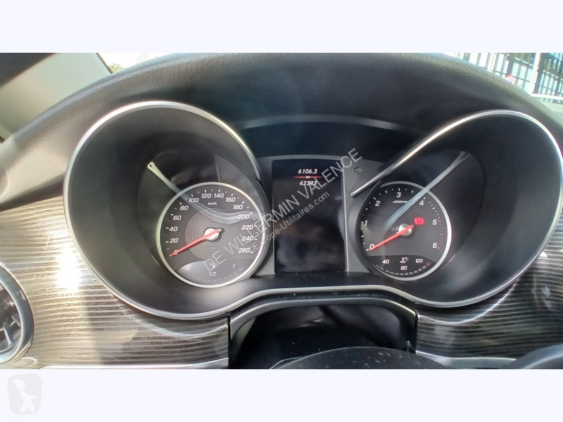Véhicule utilitaire Mercedes Classe V V 250 d...