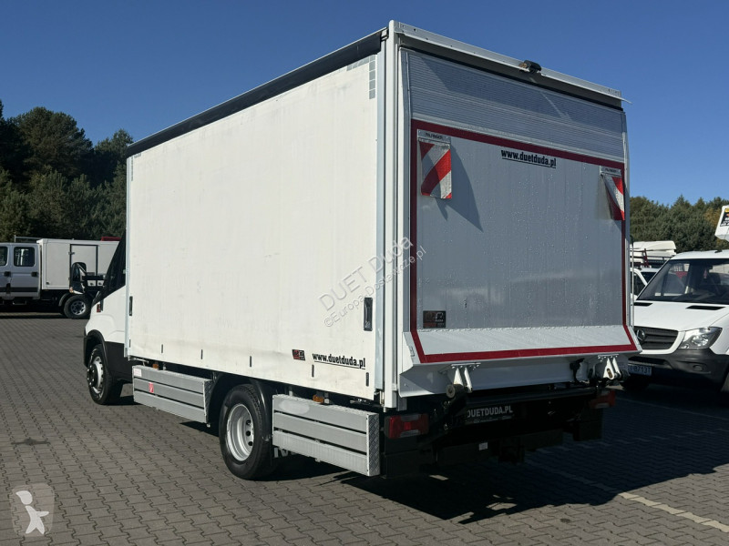 Iveco 70C18 V H van