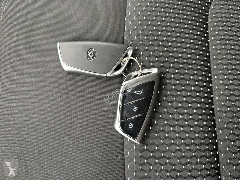 Véhicule utilitaire Maxus e 9 77kWh 204PK e 9