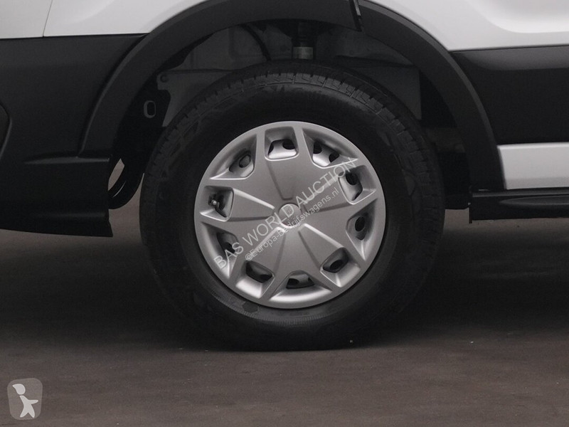 Véhicule utilitaire Ford 130pk