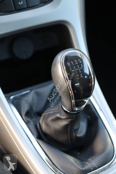Véhicule utilitaire Opel