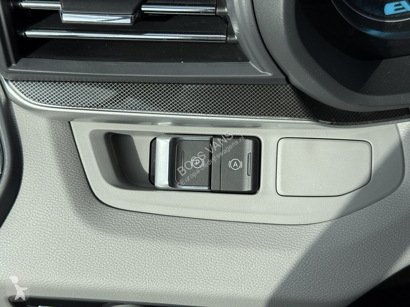 Véhicule utilitaire Maxus e 9 89kWh 204PK e 9