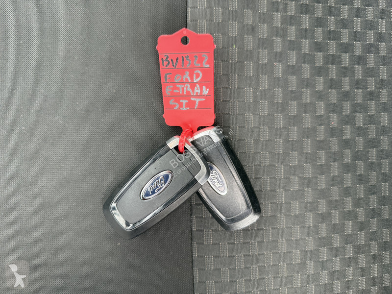 Ford 68kWh 184PK L2H2 316km WLTP 94,9% (SOH)...