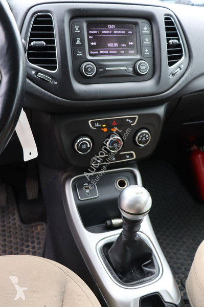 Užitkové vozidlo Jeep