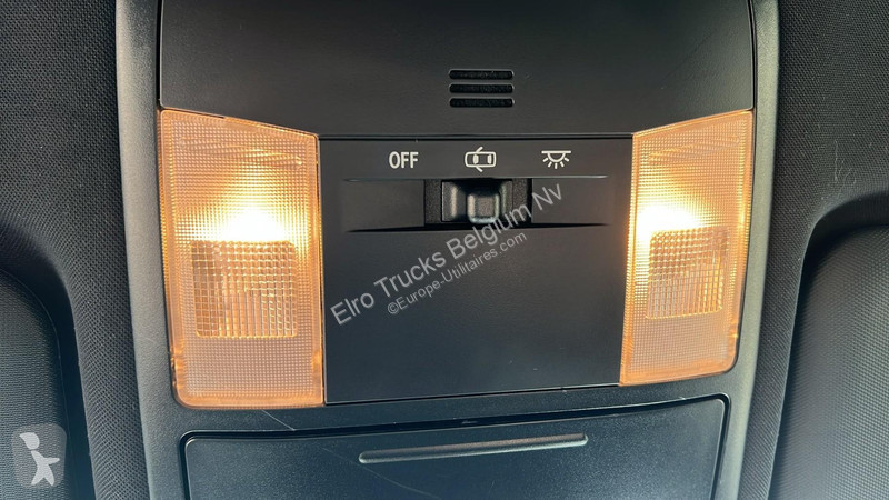 Toyota (HYBRID / AUTOMATIC GEARBOX / BOITE AUTO...