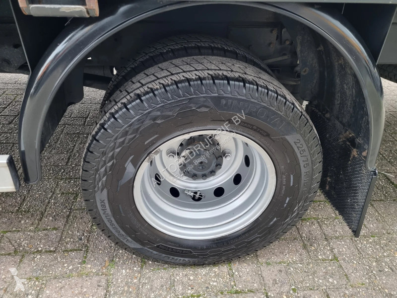 Furgoneta Iveco 65C18 3.0D Open Laadbak 6M...