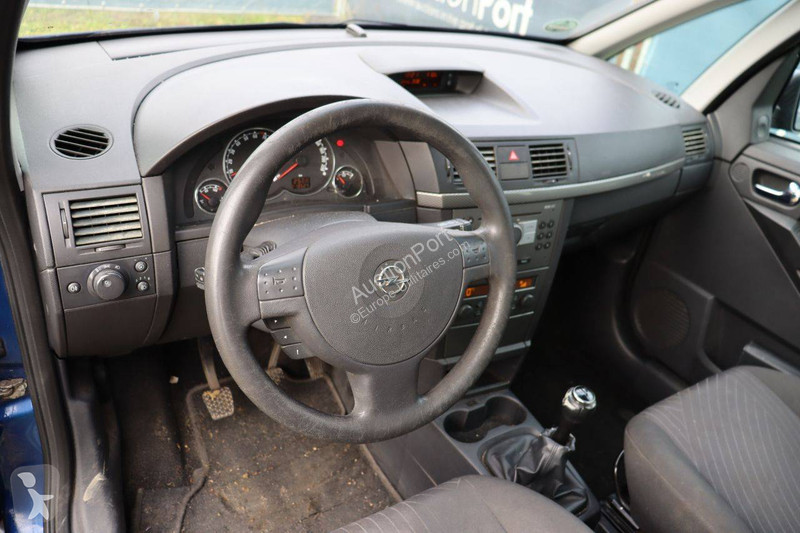 Véhicule utilitaire Opel
