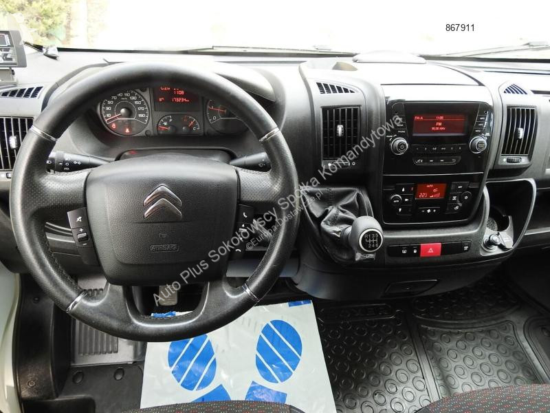 Véhicule utilitaire Citroën JUMPER FURGON...