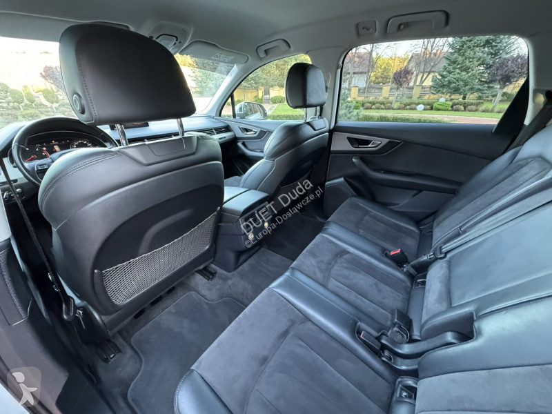 Véhicule utilitaire Audi Q7
