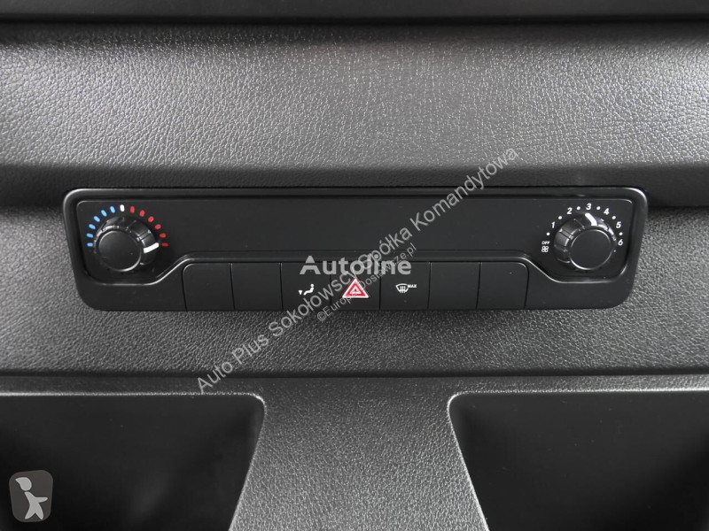 Véhicule utilitaire Mercedes ESPRINTER NOWY...