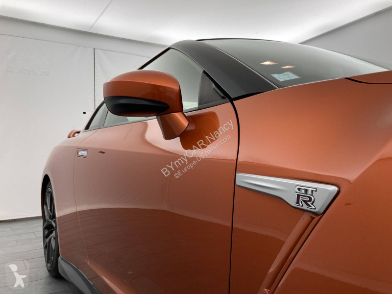 Autoutilitară Nissan GT-R 3.8 V6 570