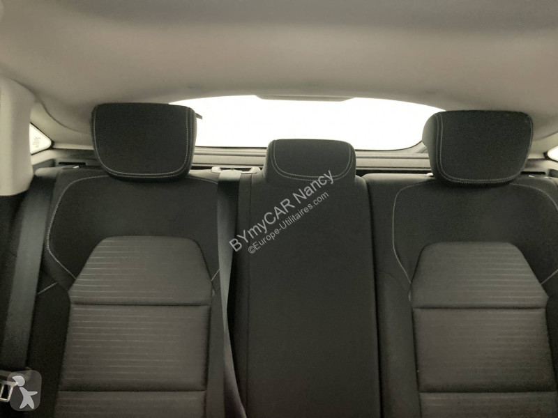 Autoutilitară Renault Arkana mild hybrid 140...