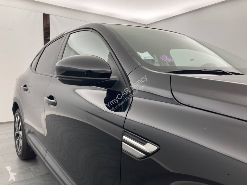 Autoutilitară Renault Arkana mild hybrid 140...