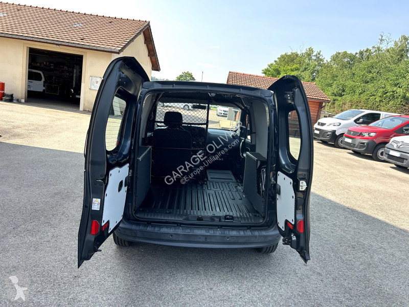 Véhicule utilitaire Mercedes Compact 109 1.5...