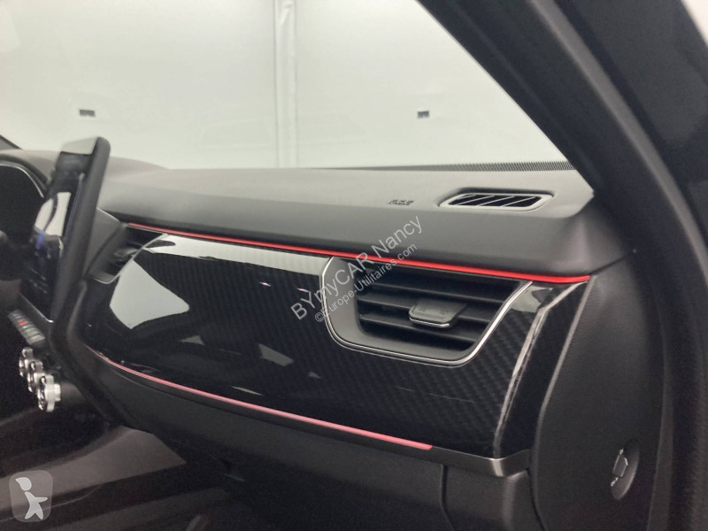 Autoutilitară Renault Arkana mild hybrid 140...
