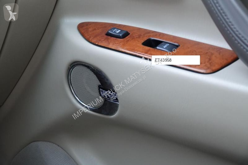 Véhicule utilitaire Lexus LX 470