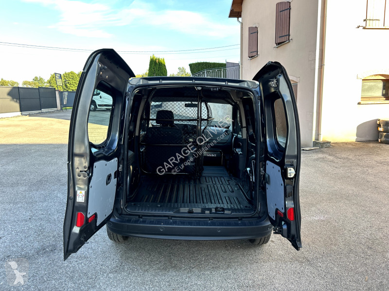 Véhicule utilitaire Mercedes Compact 109 1.5...