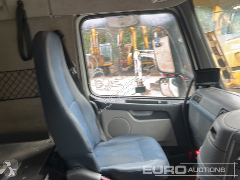 Autoutilitară Volvo FM400