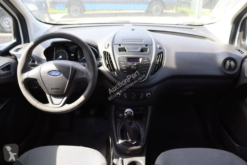 Furgoneta Ford Courier