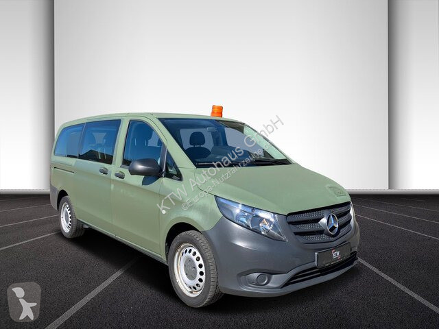 Autoutilitară Mercedes 116...