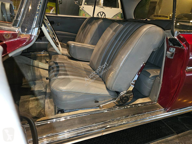 Furgoneta Mercedes (W112) Coupé _ 300 SE...