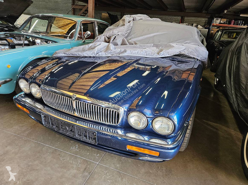 Véhicule utilitaire Jaguar Sovereign 4.0