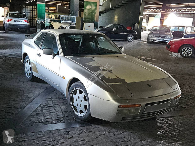 Furgoneta Porsche Turbo 944