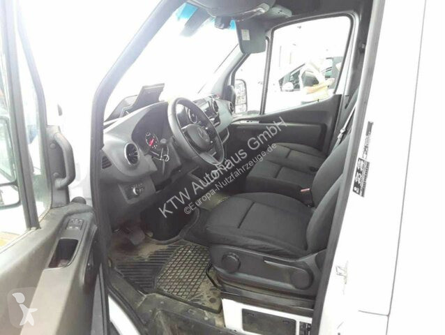 Užitkové vozidlo Mercedes 317...
