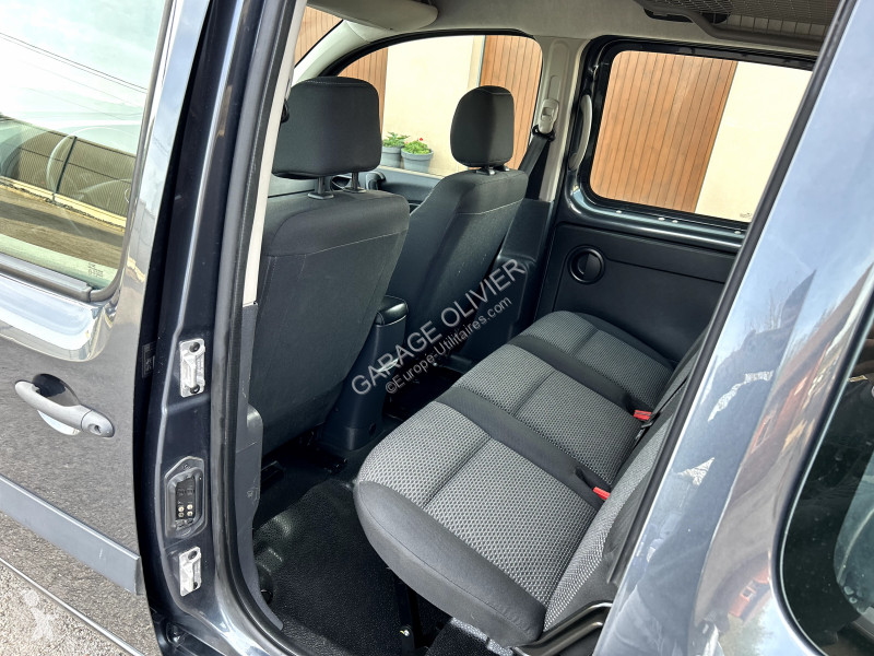 عربة نفعية Mercedes Mixto Extra Long Pro