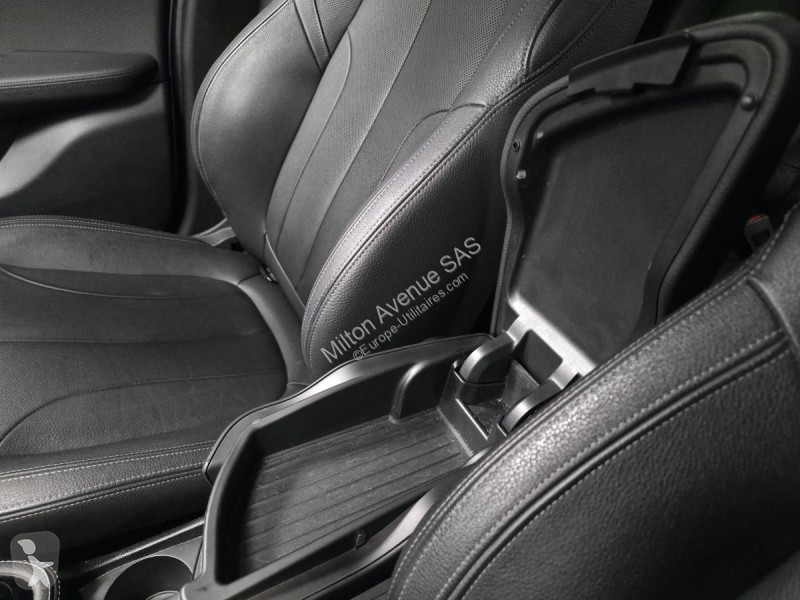 عربة نفعية BMW SERIE 2 218d xDrive Gran Tourer...