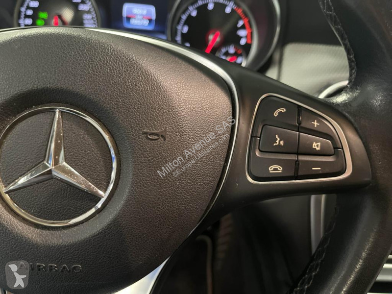 عربة نفعية Mercedes GLA 180  Inspiration
