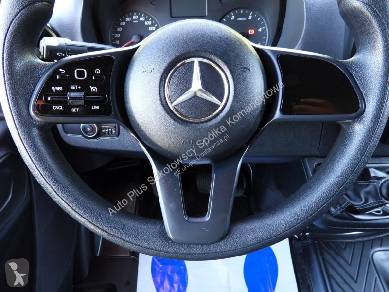 عربة نفعية Mercedes 23ASTER