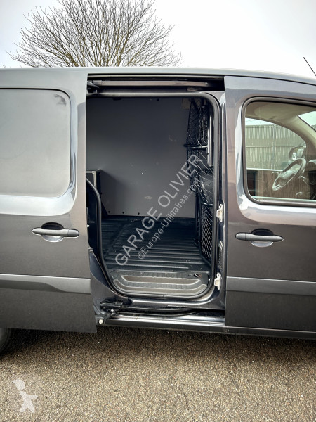 عربة نفعية Mercedes Extra Long