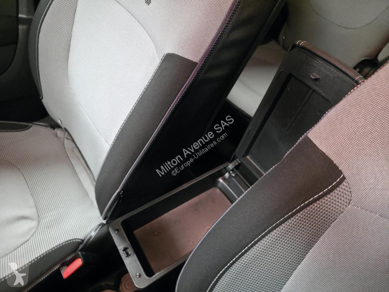 Samochód dostawczy Renault CAPTUR 0.9 Energy...