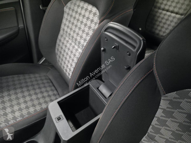 Samochód dostawczy MG ZS 1.5L VTi  Tech - 106...