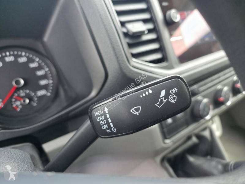 عربة نفعية Volkswagen CRAFTER 30 L3H3 2.0 TDI -...