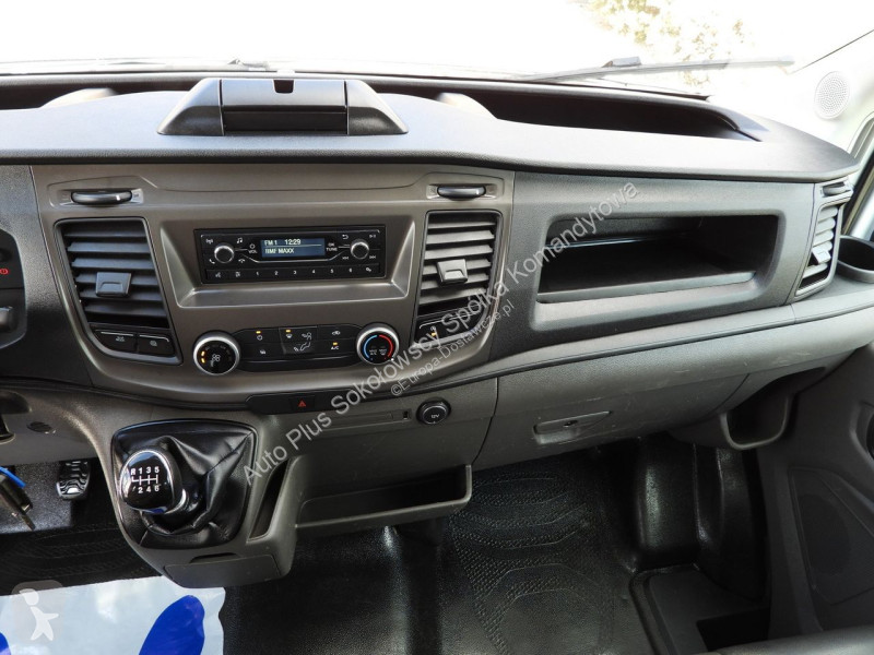 Samochód dostawczy Ford  TRANSIT
