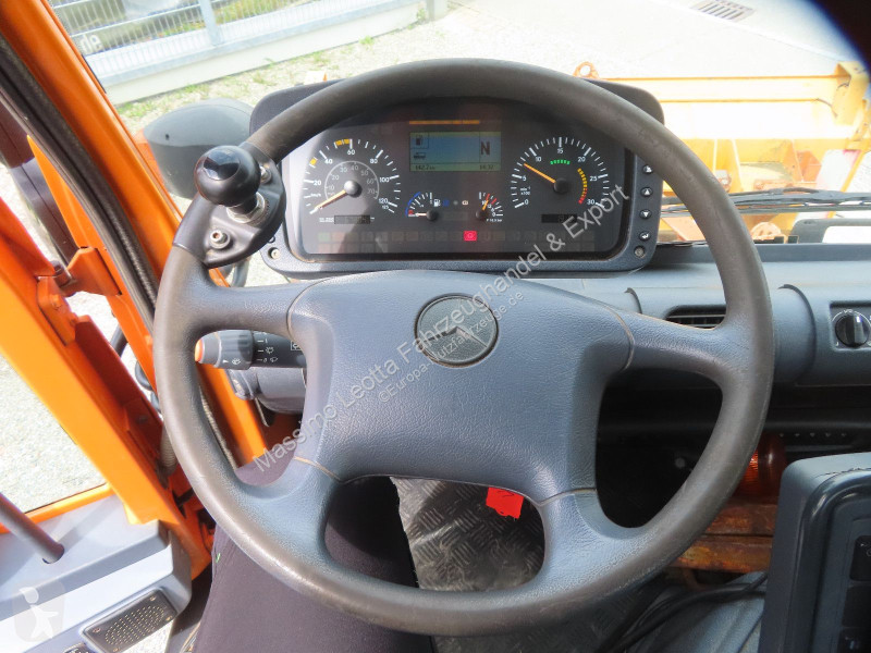 Mercedes U 400 Transporter