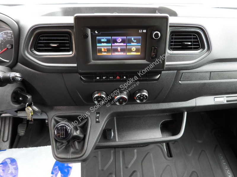 Коммерческий автомобиль Renault  MASTER