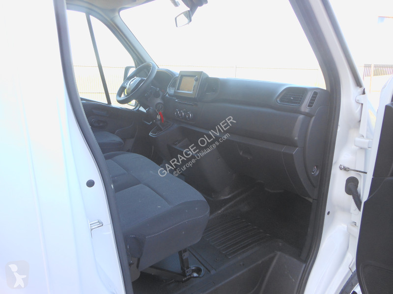 Véhicule utilitaire Renault Châssis Cabine...