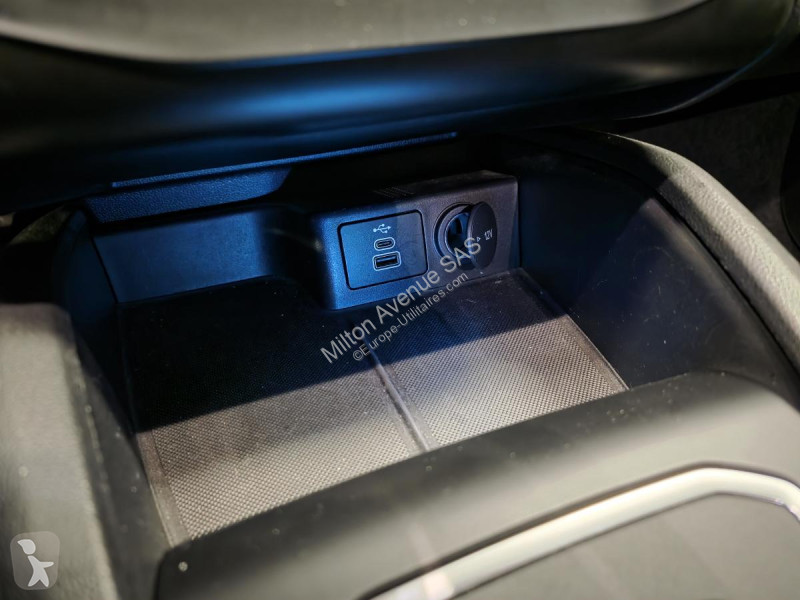Véhicule utilitaire Ford FOCUS 1.0 EcoBoost...