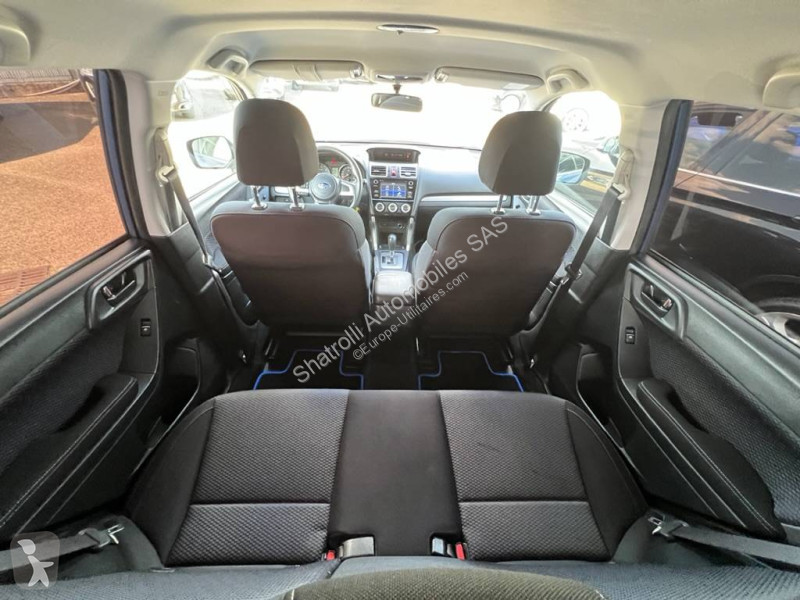 Samochód dostawczy Subaru III 2.0D 147ch 4X4...