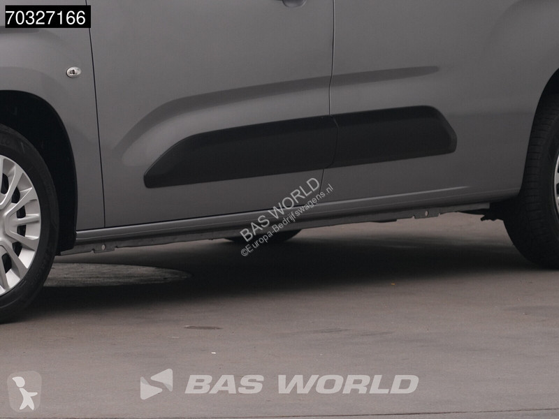عربة نفعية Toyota Benzine L2H1 Navi Airco...