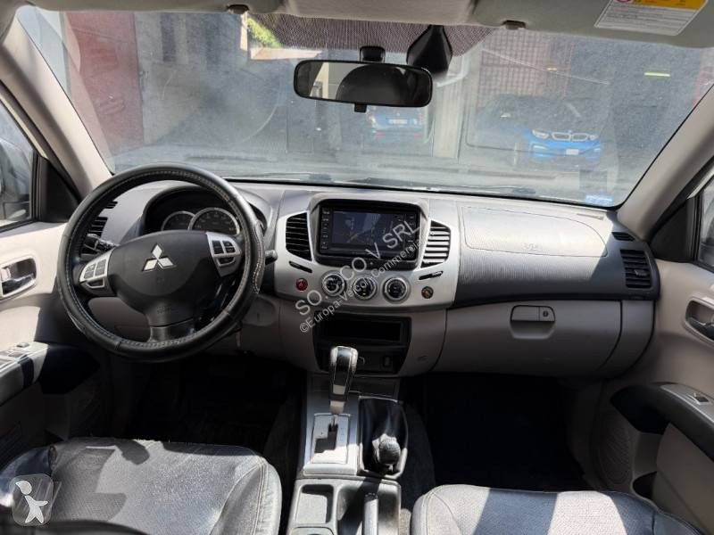 Furgoneta Mitsubishi